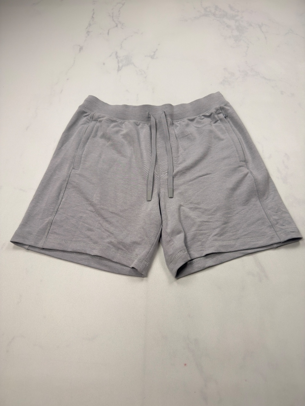 Old Navy Minimalist Athletic Shorts Gray Modern Loose Fit - Mens M